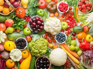 7 Anti-Aging Superfoods Seniors Need Now