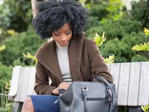 What Not To Keep In Your Purse