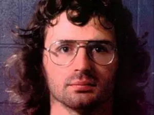 Behind The Waco Cult Siege