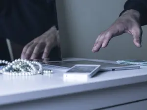 Beware Of 'Burglary Tourists'