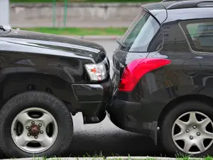 Beware Of 'Bump And Rob' Tactic In Car Theft