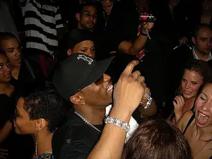 Diddy Receives Standing Ovation In Jail