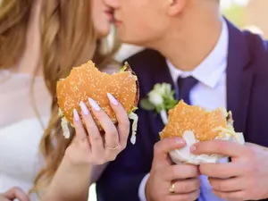 Fast-Food Fairy Tale: Couple's Dream Wedding At Their Favorite Hamburger Spot!