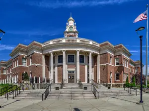 Hamden Police Search for 3 After Fatal Shooting