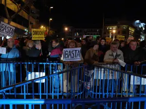 How Spain's 'Watergate Scandal' Tore Apart A Nation