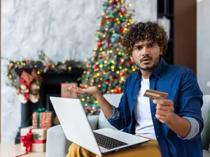 How To Avoid Common Holiday Phishing Scams This Thanksgiving