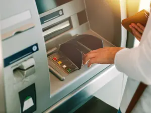 'Infinite Money Glitch' Scam: Why JPMorgan Chase® Is Suing Customers