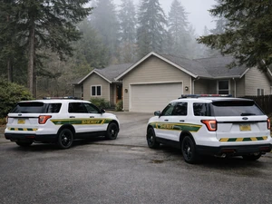 Man Kills Four as Deputies Serve Restraining Order