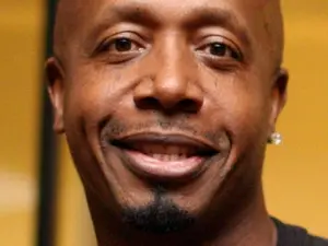 MC Hammer Went Bankrupt in His 30s - Now He's Doing This Instead