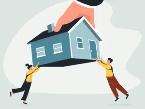 Meet The Anti-Squatting Activist Helping Homeowners Reclaim Their Property