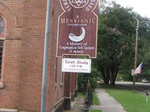 Mississippi Synagogue Arson Suspect Arrested in Hate Crime Allegation