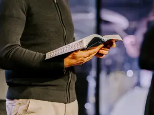 Pastor's Wife Dies Suddenly Amid Abuse Allegations, Family Seeks Justice