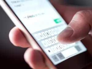 She Texted Her Boyfriend 1,000 Times. Then She Heard Him Die.