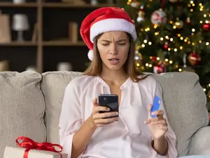 Stop Scammers From Stealing Your Holiday Cheer!