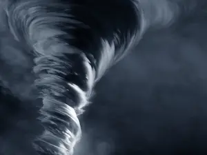 Storm Chaser Rescues Texas Family From Tragic Fate