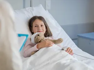 Taylor Swift's Surprise Hospital Visit Will Melt Your Heart