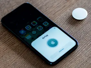 Tech-Savvy Woman Uses AirTag® To Catch Mail Thieves