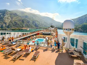 The 10 Most Luxurious Cruise Ships In The Entire World