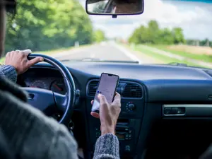 The 10 Worst Mistakes To Make While Driving