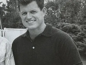 Why Did Ted Kennedy Wait 10 Hours To Report Chappaquiddick Incident?