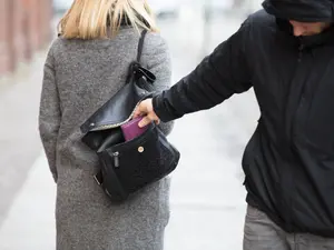 Pickpockets Hope You Make These Mistakes