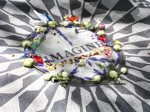 The Shocking Murder Of John Lennon