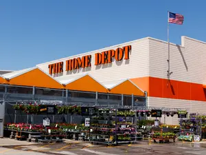 They Met at Dawn: How a Home Depot Ring Worked