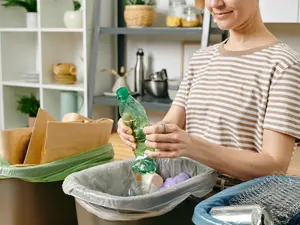 This Woman Turns NYC Trash Into Treasure