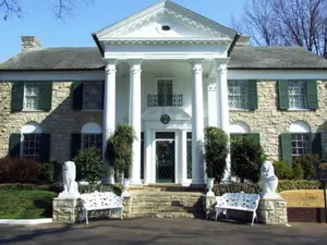 Woman Tries To Steal Elvis' Graceland Home